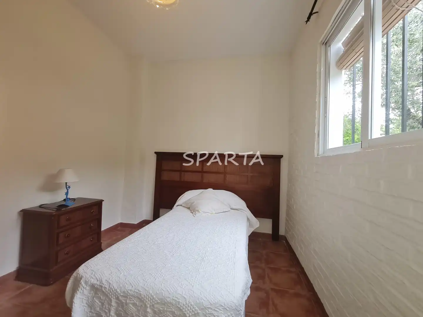 Country house zum Verkauf in Sanlúcar la Mayor mit Privatgarten, Schwimmbad und Ofen