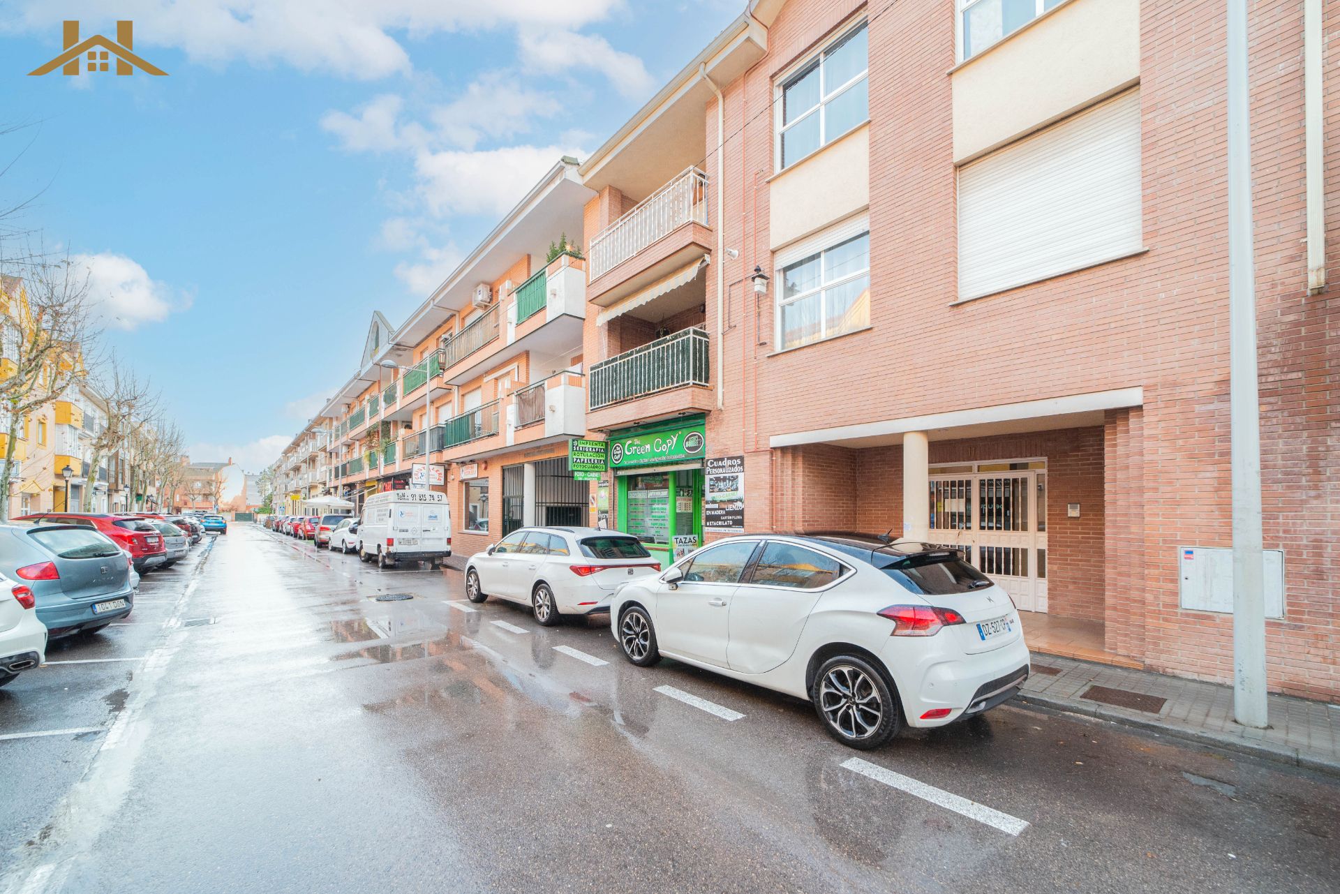 Exterior view of Flat for sale in Villanueva de la Cañada  with Air Conditioner, Heating and Terrace