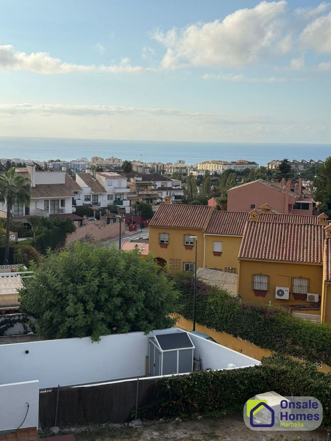 Exterior view of Single-family semi-detached for sale in Marbella  with Terrace and Storage room