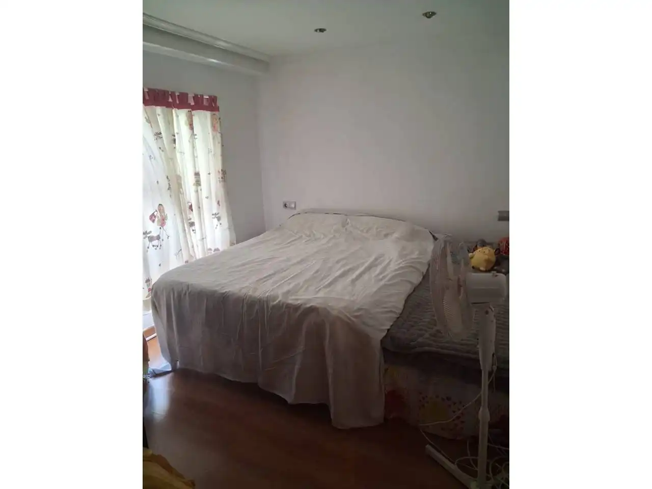 Habitación de Piso en venta en Valencia con Aire acondicionado y Parquet