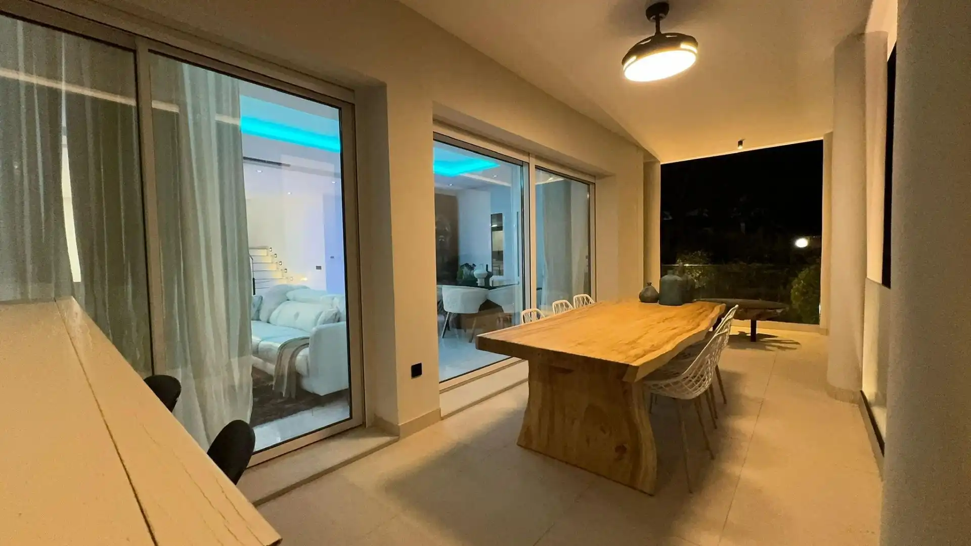 Casa amb piscina en venda a El Faro de Calaburra - Chaparral, imagen 8