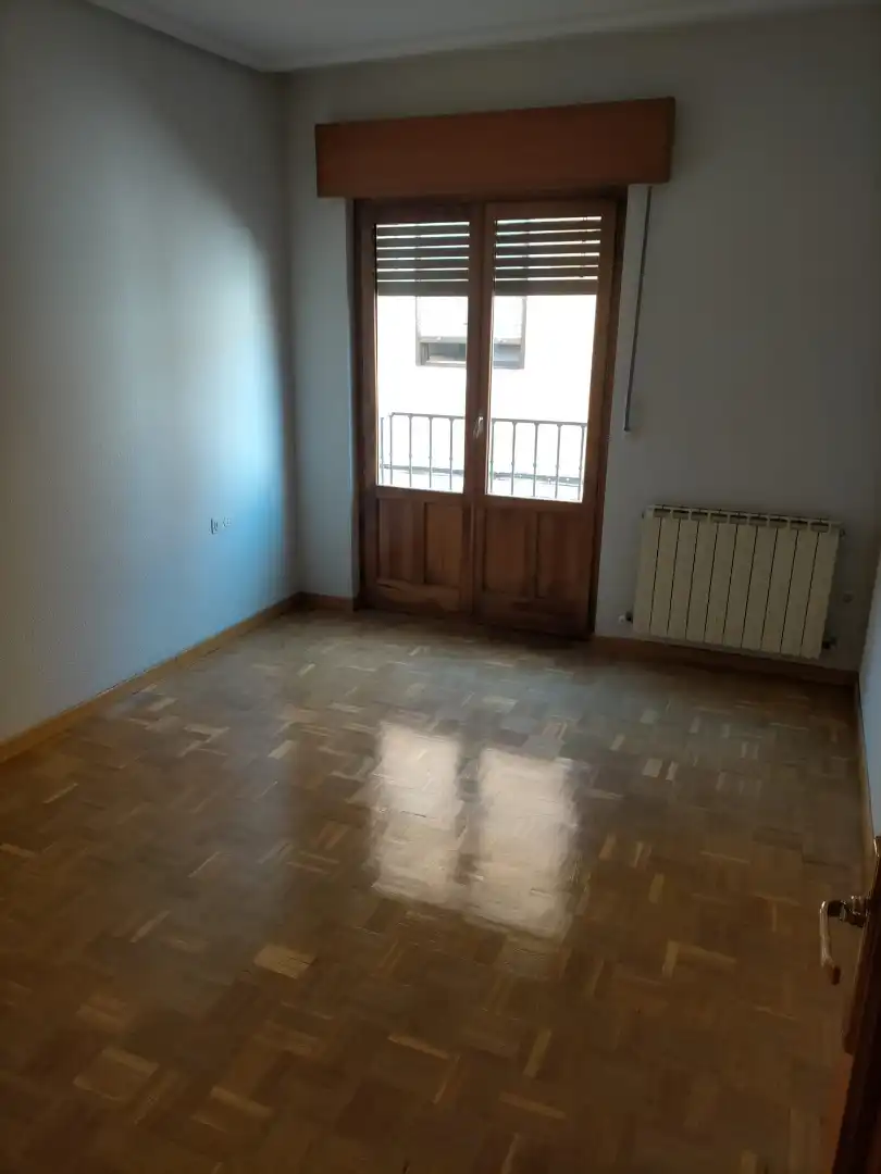 Habitación de Apartamento en venta en Arévalo