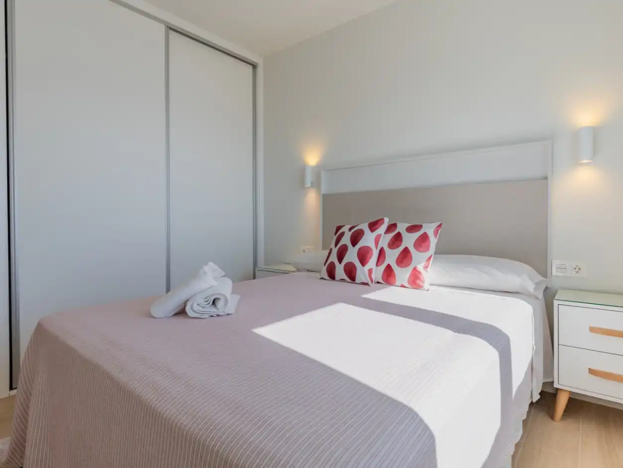 Bedroom of Flat for rent in La Herradura