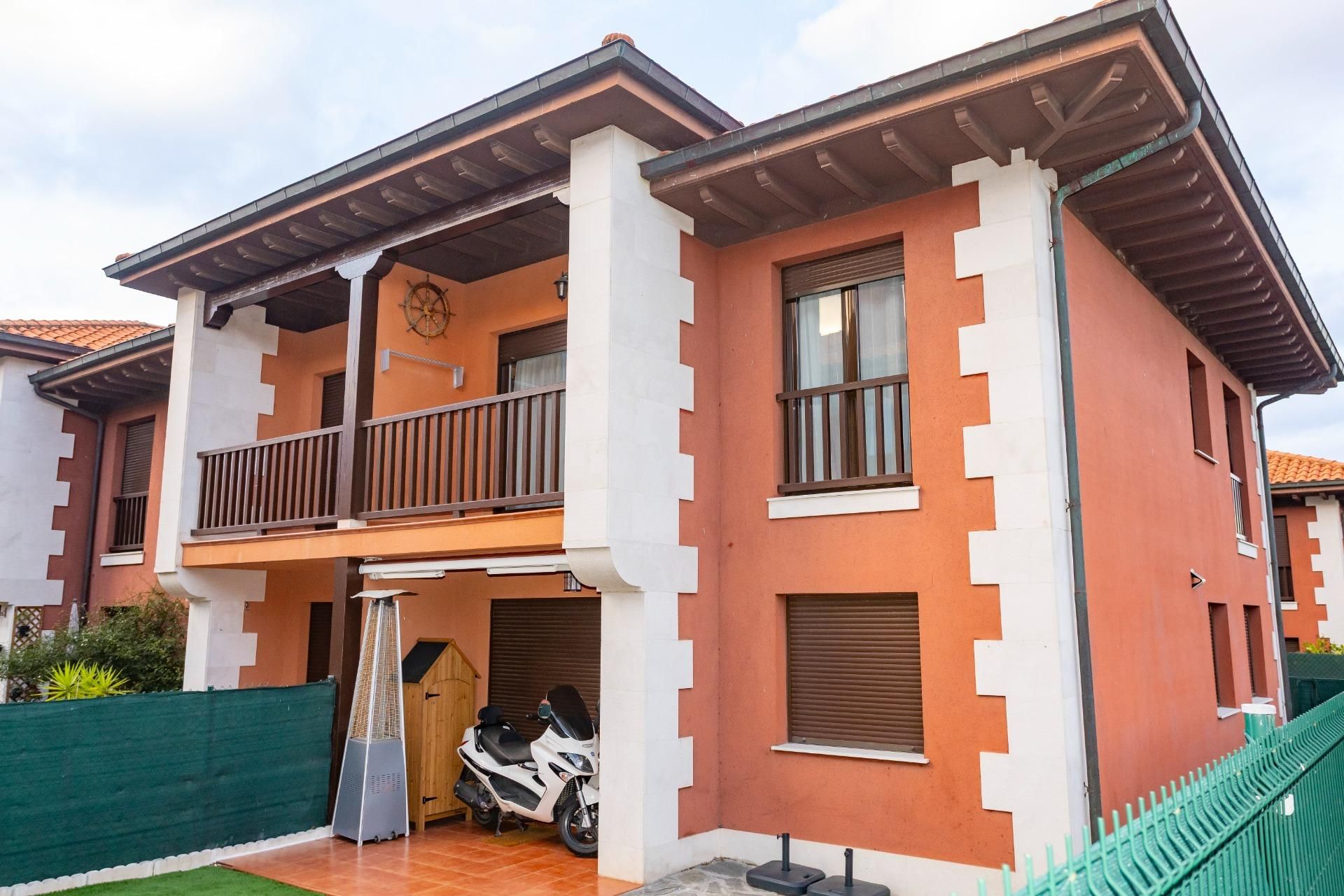 Vista exterior de Piso en venta en Val de San Vicente 