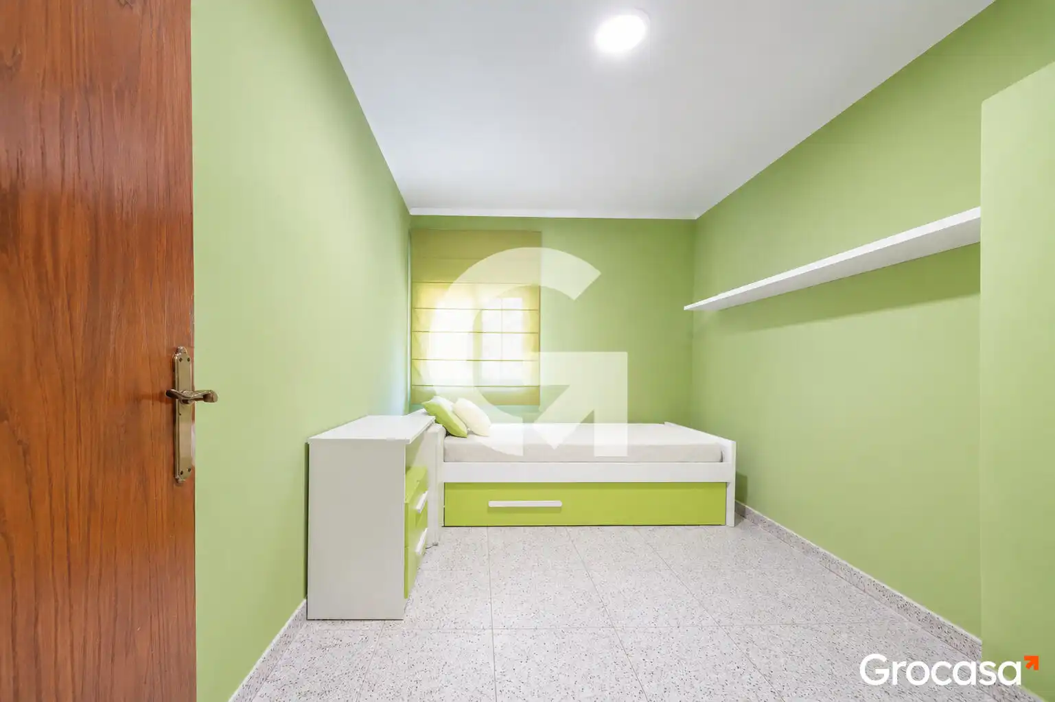 Habitación de Piso en venta en Terrassa con Aire acondicionado, Horno y TV