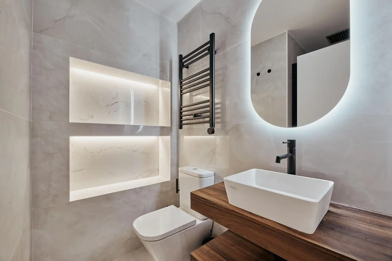 Bathroom of Flat for sale in Madrid  with Air Conditioner, Heating and Furnished