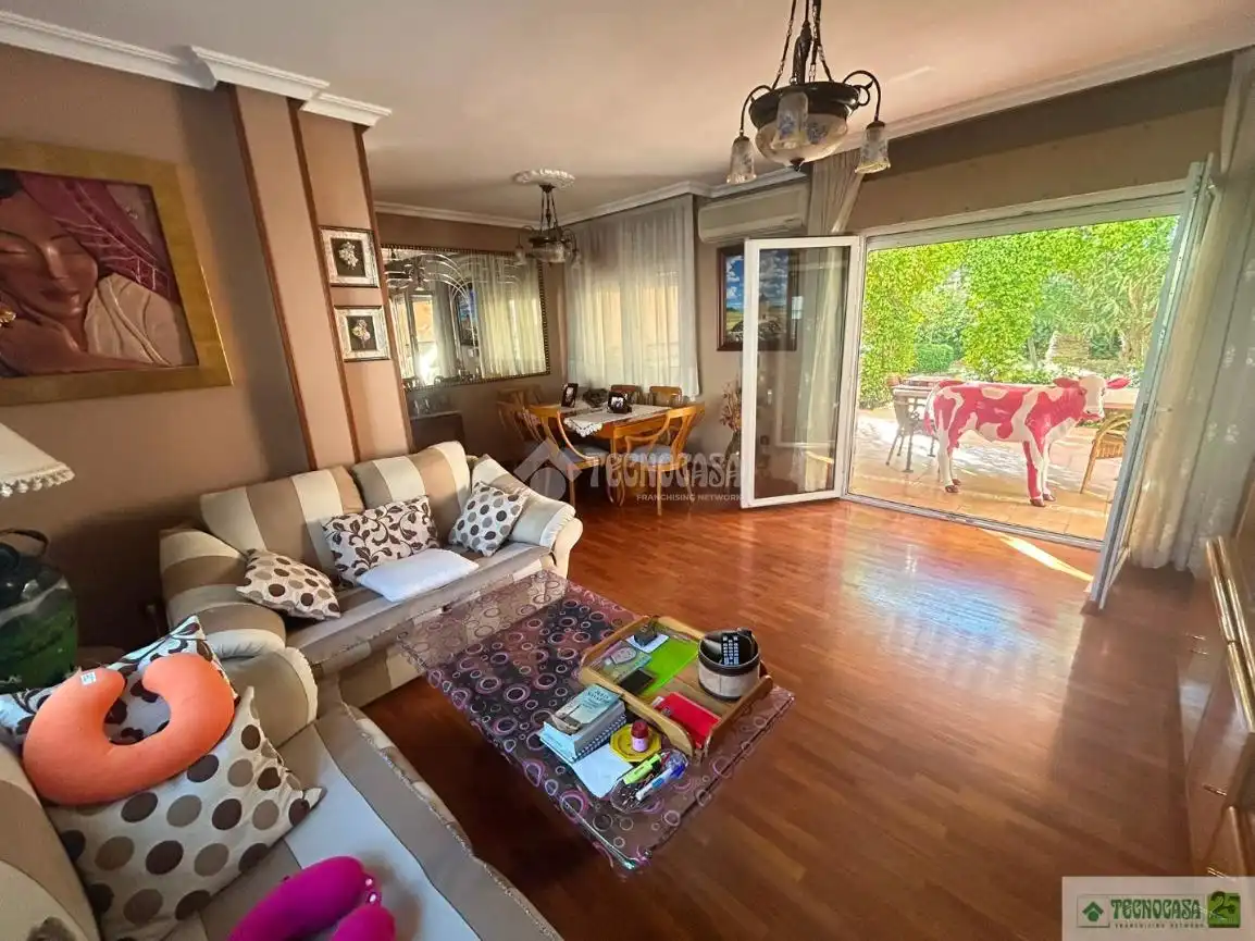 Casa pareada en venta en Nuevo Parque, imagen 4