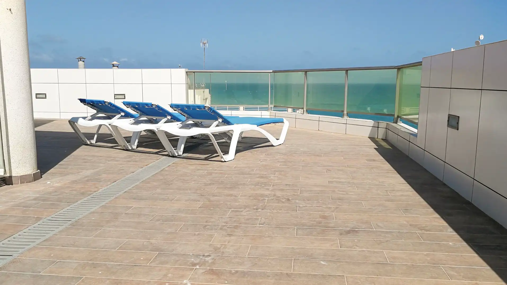 Schwimmbecken von Wohnung zur Miete in Guardamar del Segura mit Klimaanlage, Terrasse und Möbliert