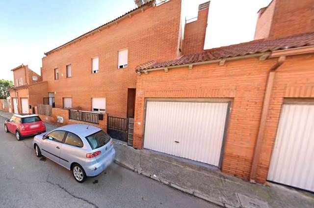 Casa-chalet en Venta en Chozas de Canales