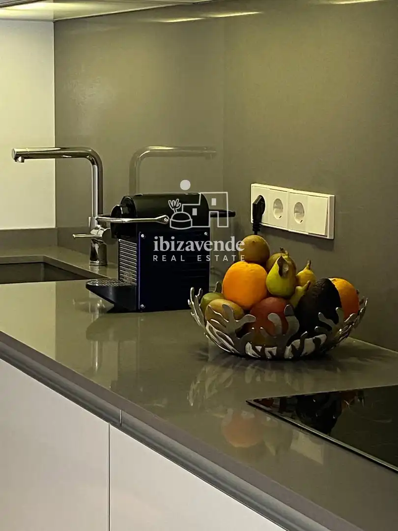 Flat with lift to rent in Ramon Muntaner, imagen 7
