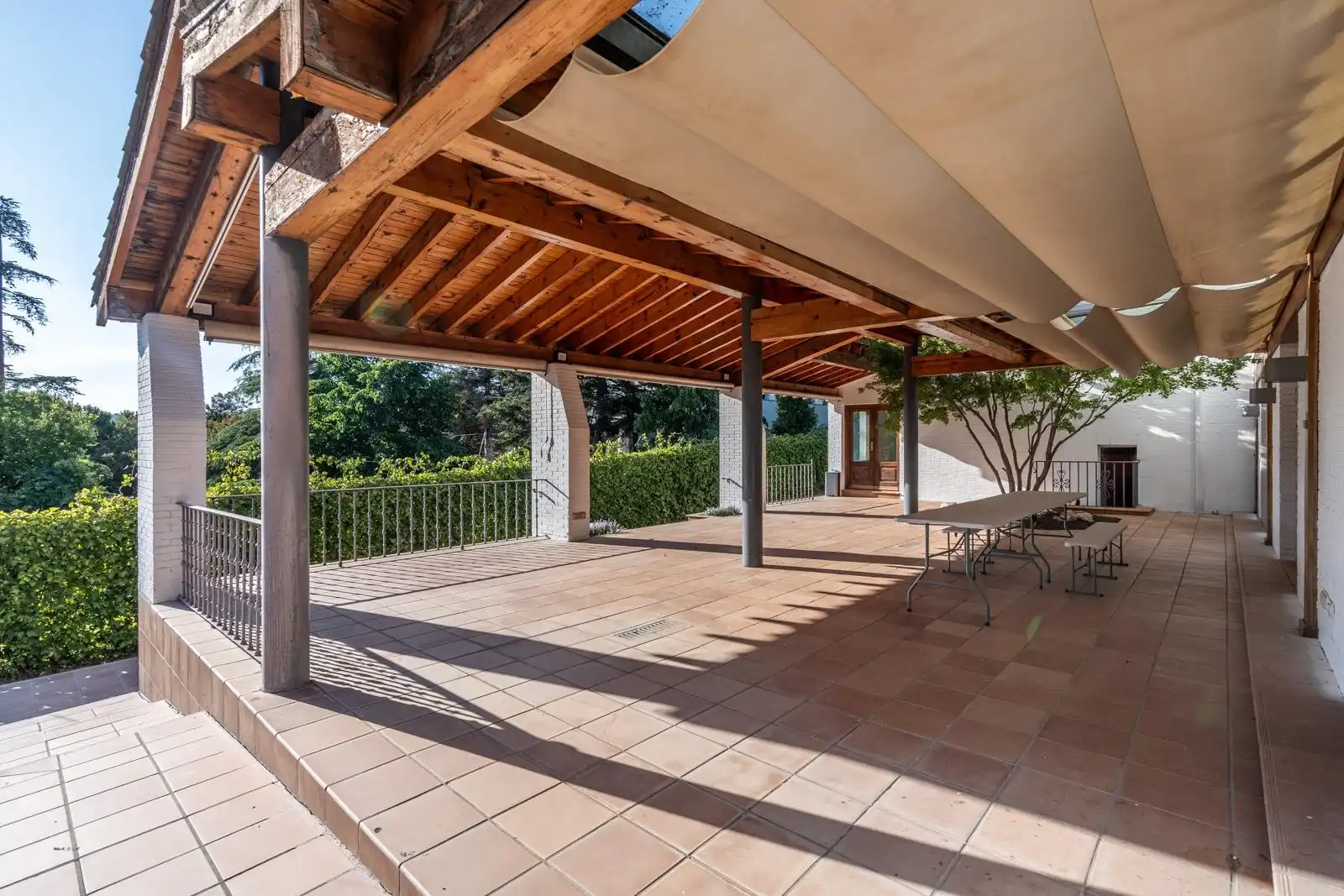 Terraza de Casa o chalet en venta en Las Rozas de Madrid con Aire acondicionado, Calefacción y Jardín privado