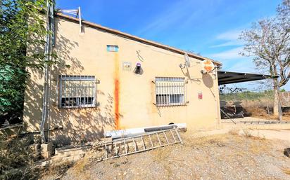 Vista exterior de Casa o xalet en venda en Pedralba amb Aire condicionat, Calefacció i Jardí privat