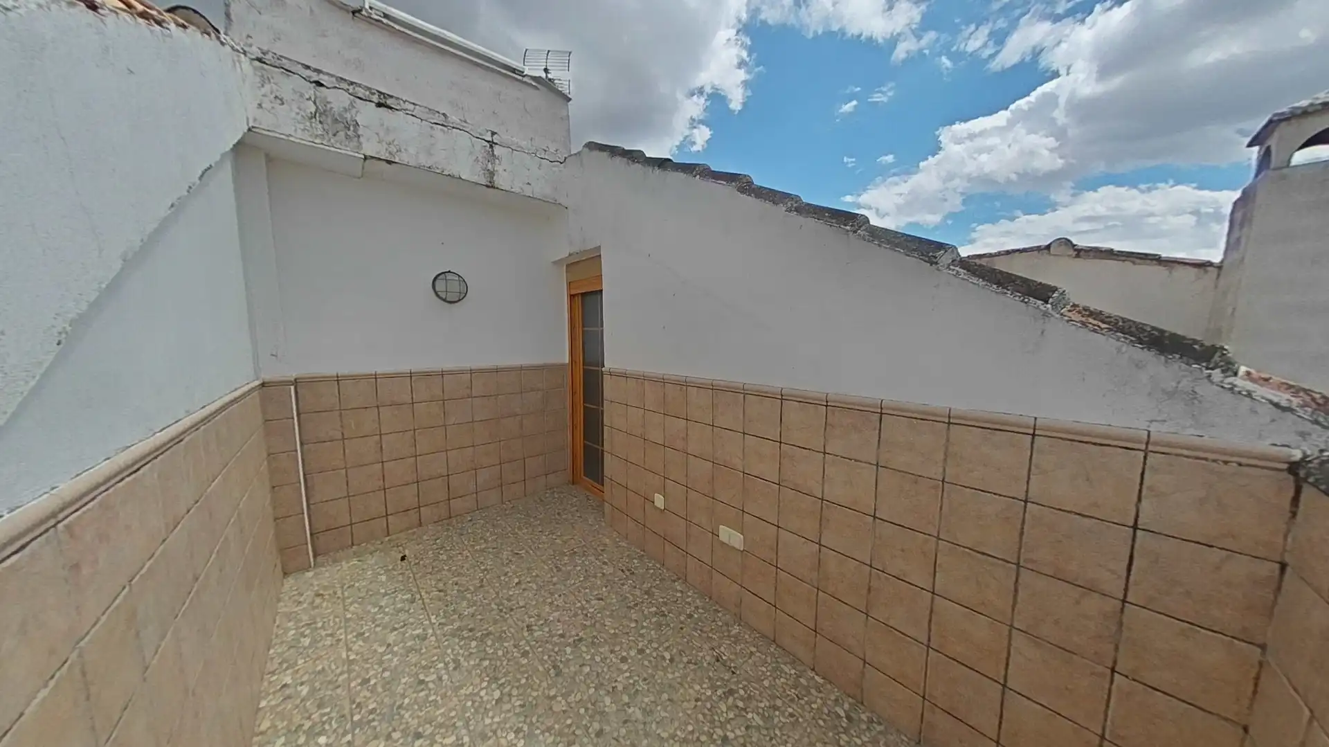 Vista exterior de Dúplex en venta en Baeza con Terraza