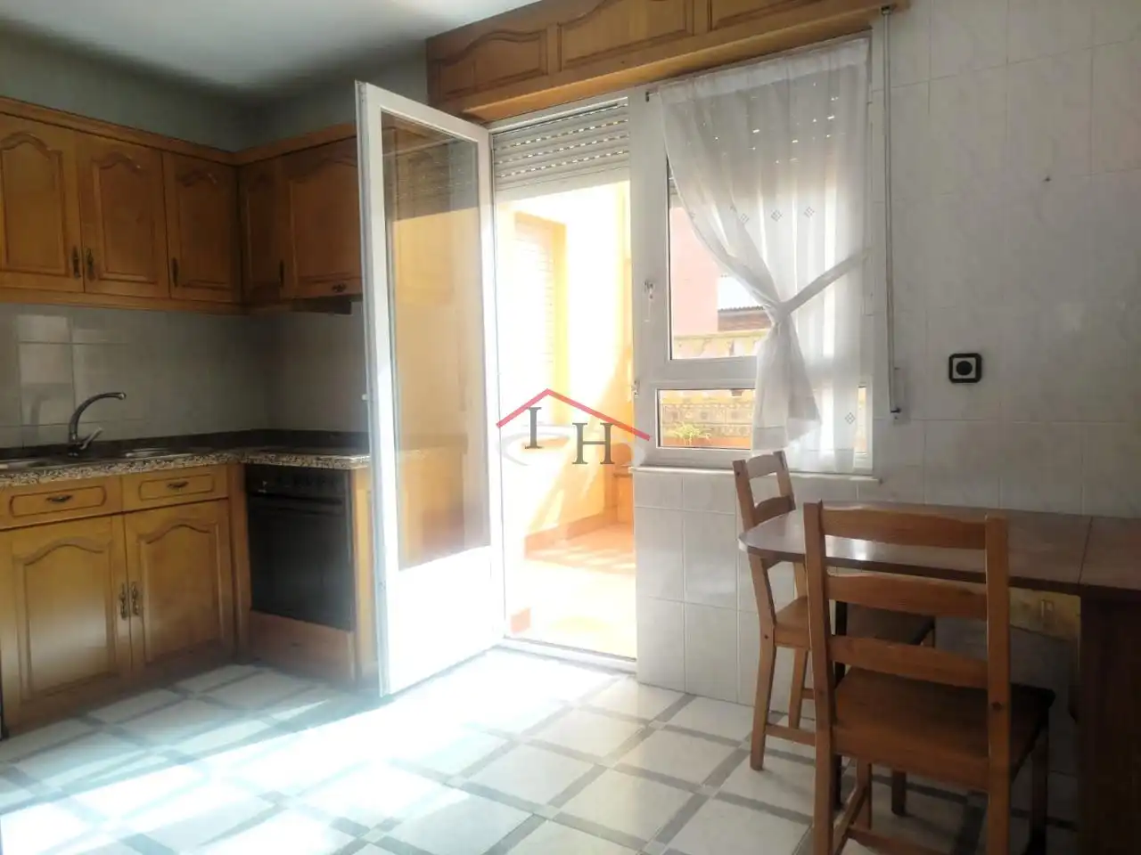 Cocina de Casa o chalet en venta en León Capital  con Calefacción, Terraza y Balcón