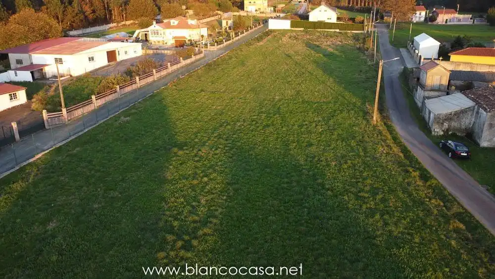 Terreni e lotti in vendita a Carballo