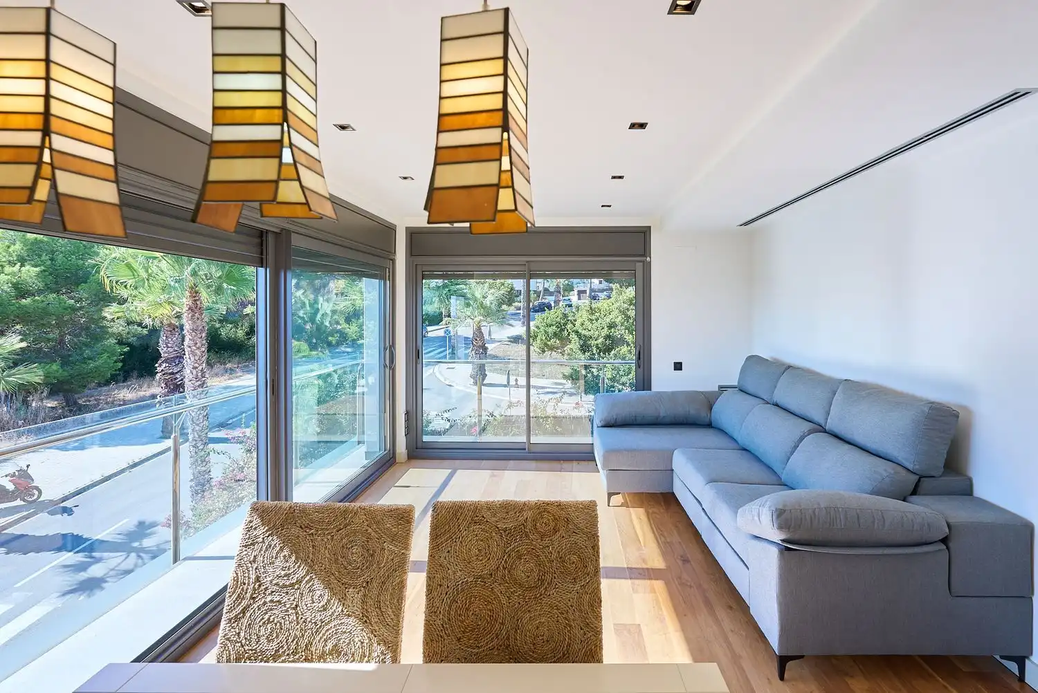 Living room of Flat for sale in Sitges  with Air Conditioner, Heating and Private garden