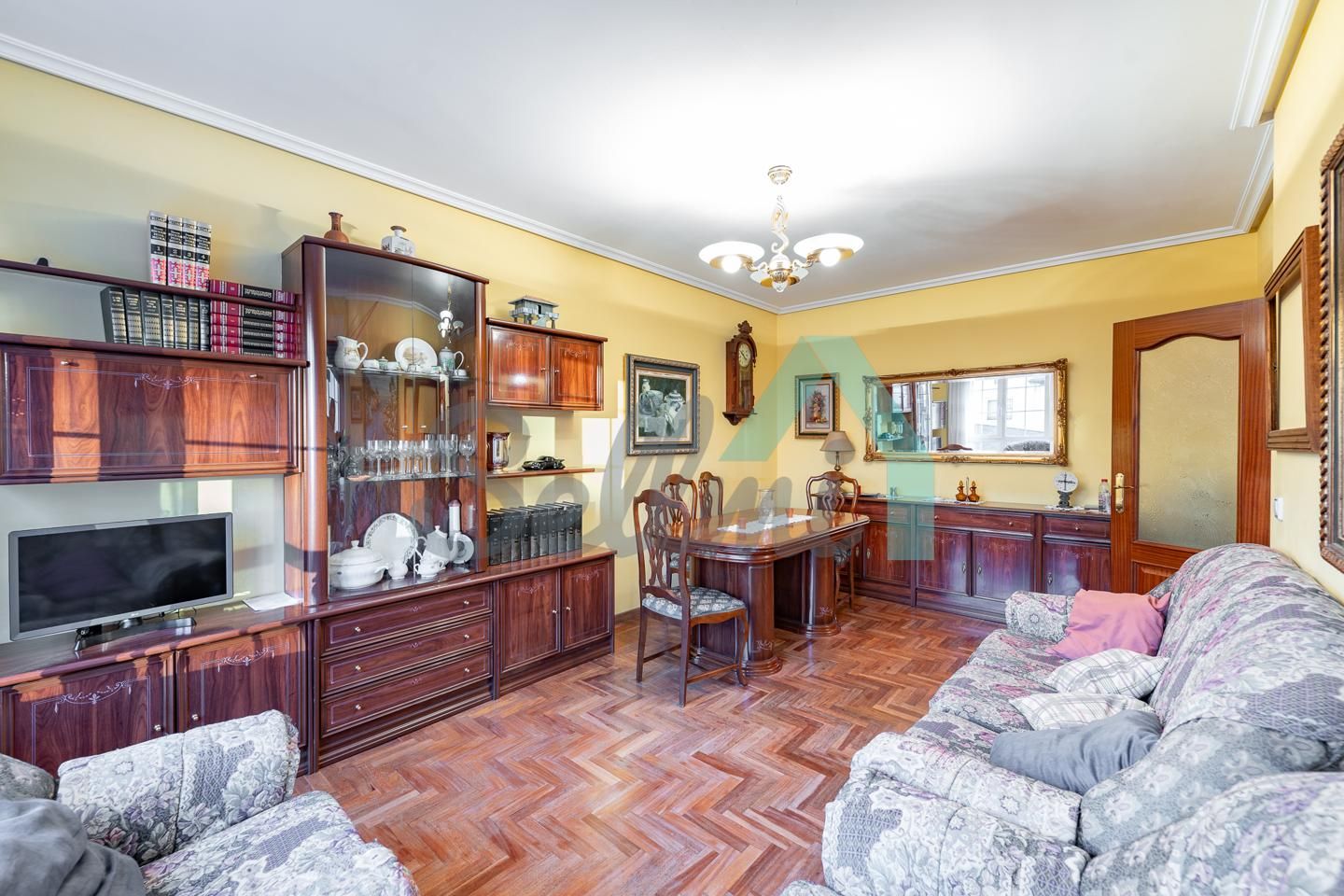 Living room of Flat for sale in Avilés  with Heating, Parquet flooring and Terrace