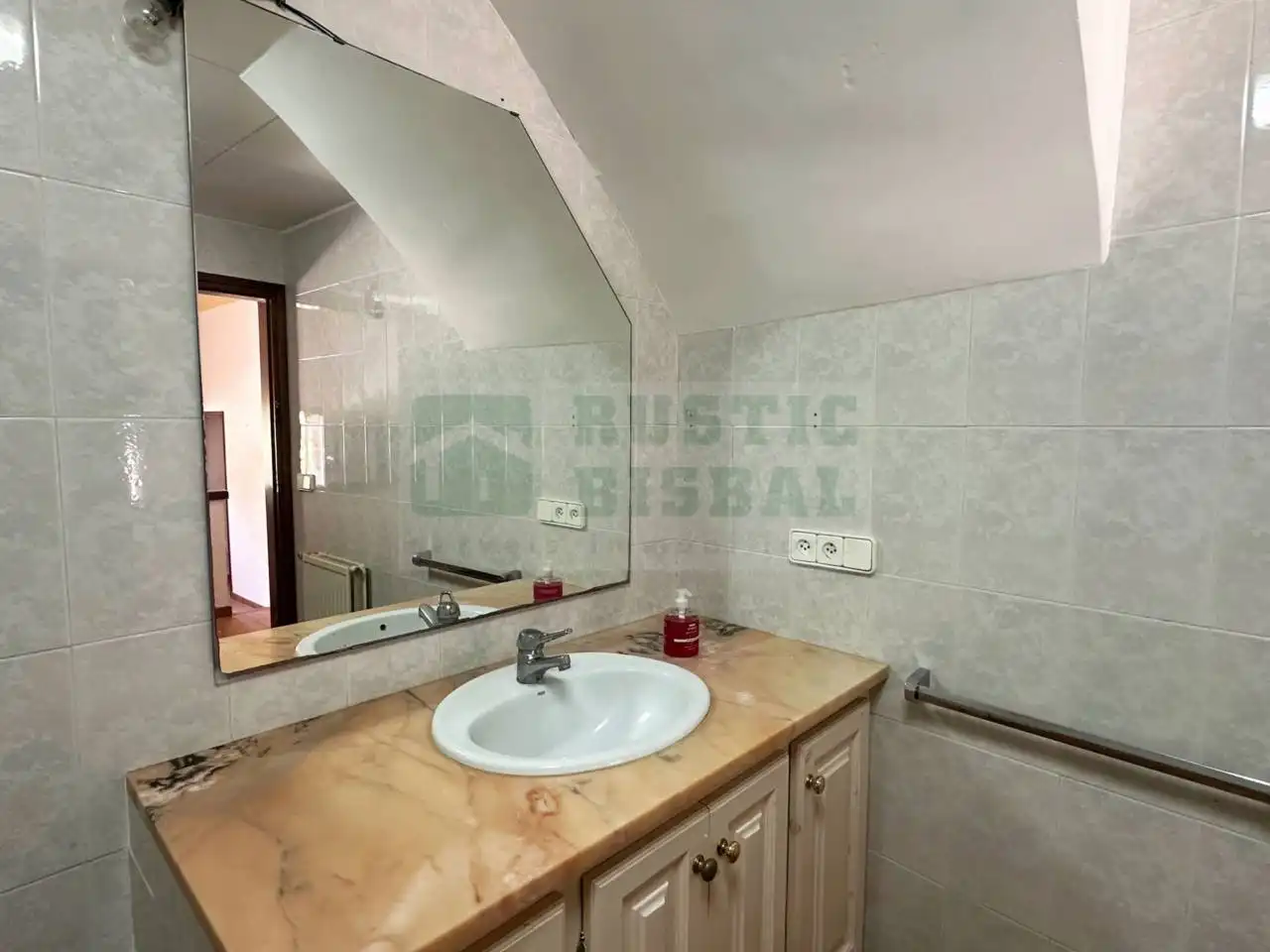 Bathroom of Country homes for sale in Jafre  with Heating and Terrace