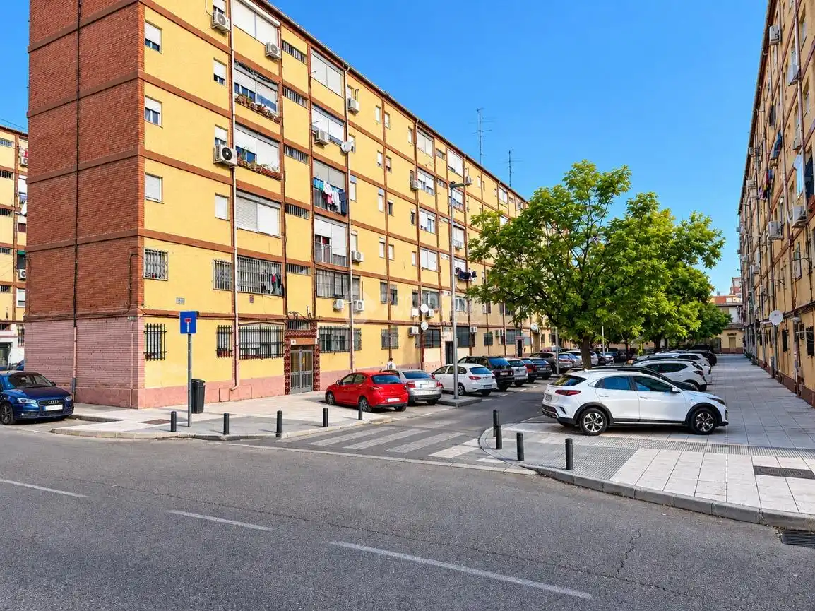 Vista exterior de Piso en venta en Madrid
