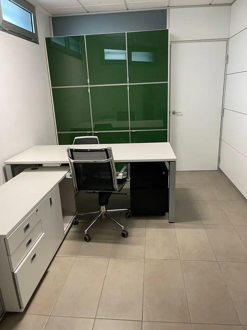 Office for rent in Novelda  with Air Conditioner and Furnished