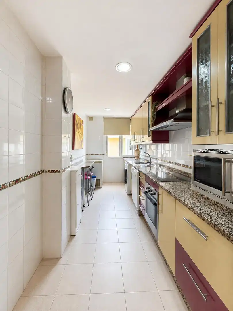 Cocina de Ático en venta en Chipiona con Aire acondicionado, Calefacción y Jardín privado