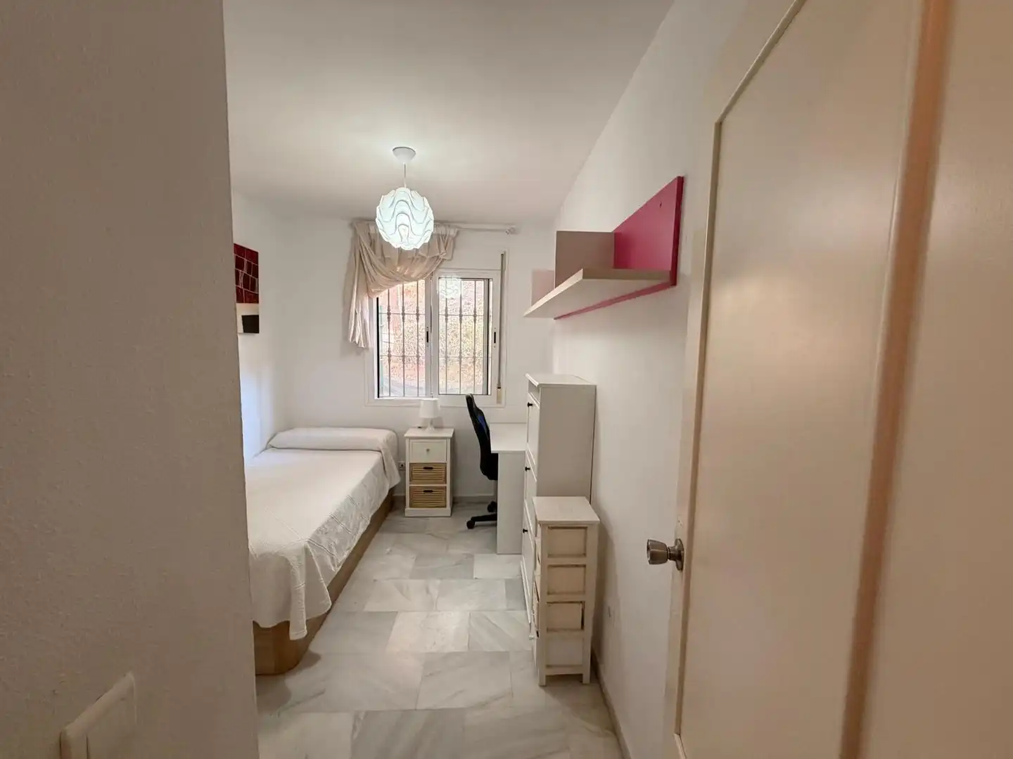 Bedroom of Flat for rent in Benalmádena  with Air Conditioner, Heating and Private garden