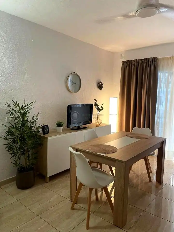 Apartament de lloguer a Arquitecto Gomez Cuesta, Playa de las Américas