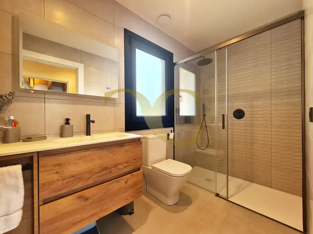 Bathroom of Houses for sale in Oviedo   with Air Conditioner, Heating and Private garden