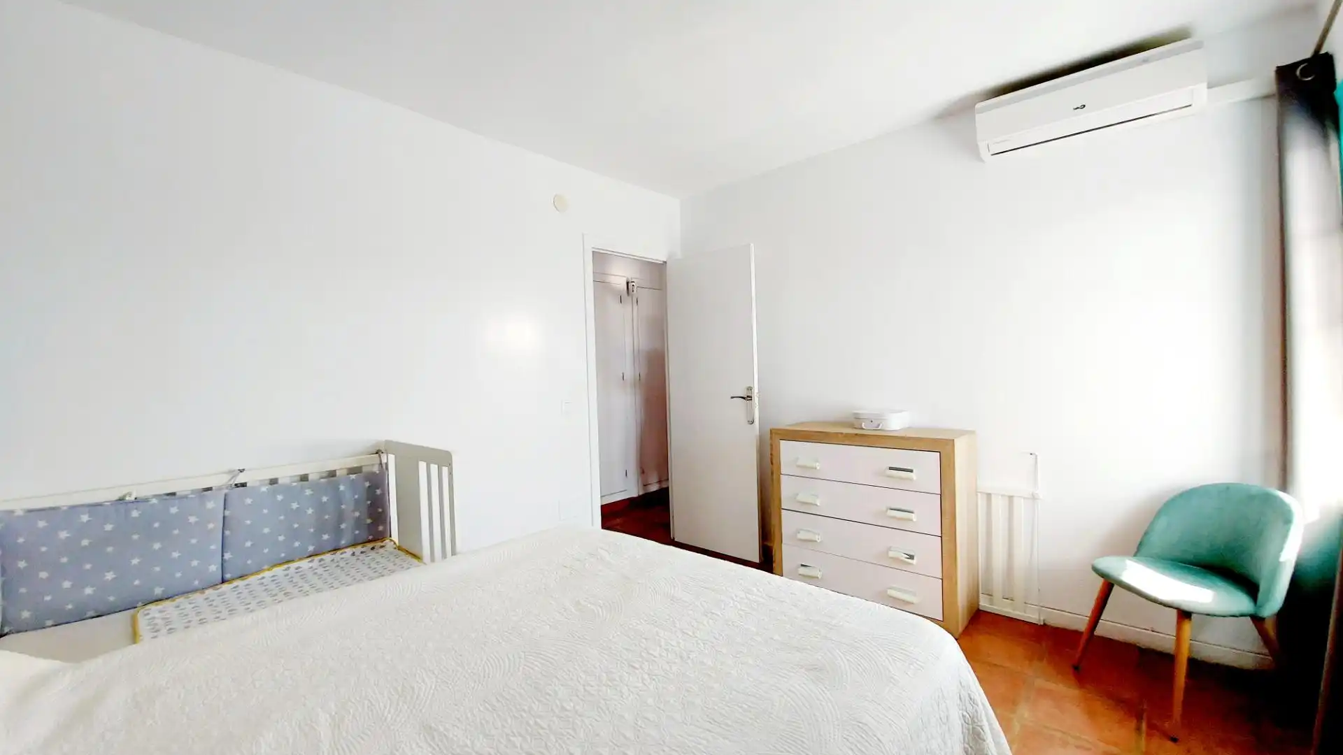 Dormitori de Casa adosada en venda en Mijas amb Aire condicionat, Terrassa i Traster