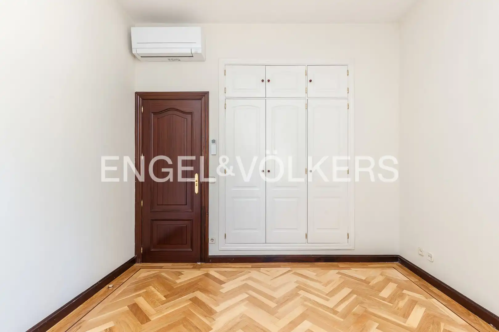 Houses for rent in Madrid  with Air Conditioner, Heating and Private garden
