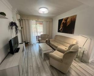 Sala d'estar de Pis de lloguer en  Madrid Capital amb Aire condicionat i Terrassa