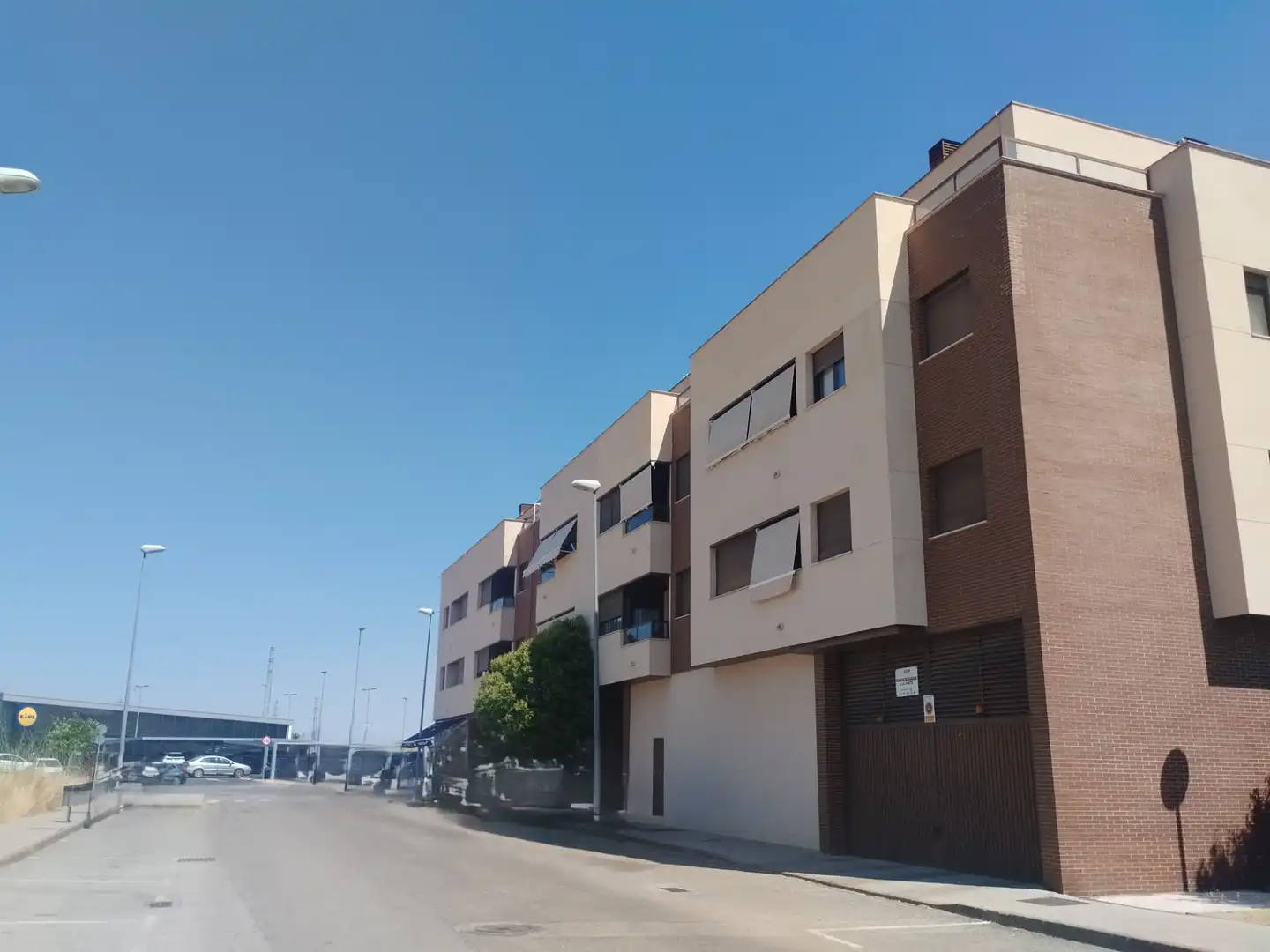 Vista exterior de Apartamento en venta en Zafra con Aire acondicionado, Calefacción y Terraza