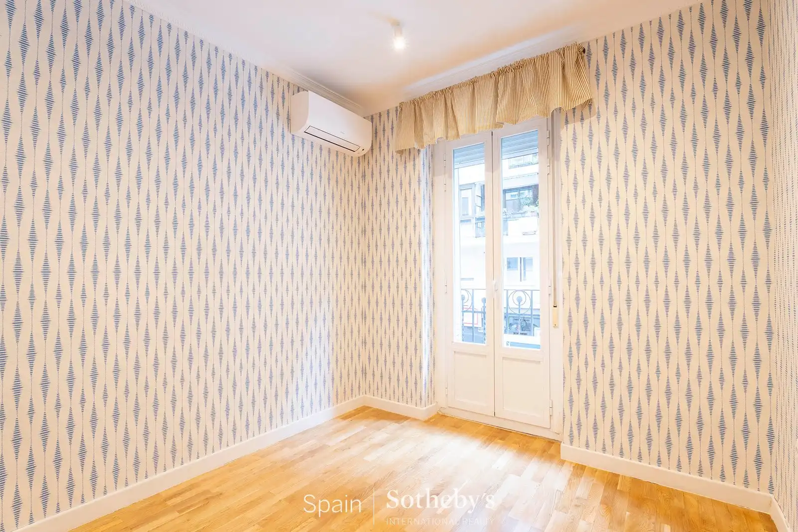 Apartament amb ascensor en venda a Calle de la Santísima Trinidad, imagen 16