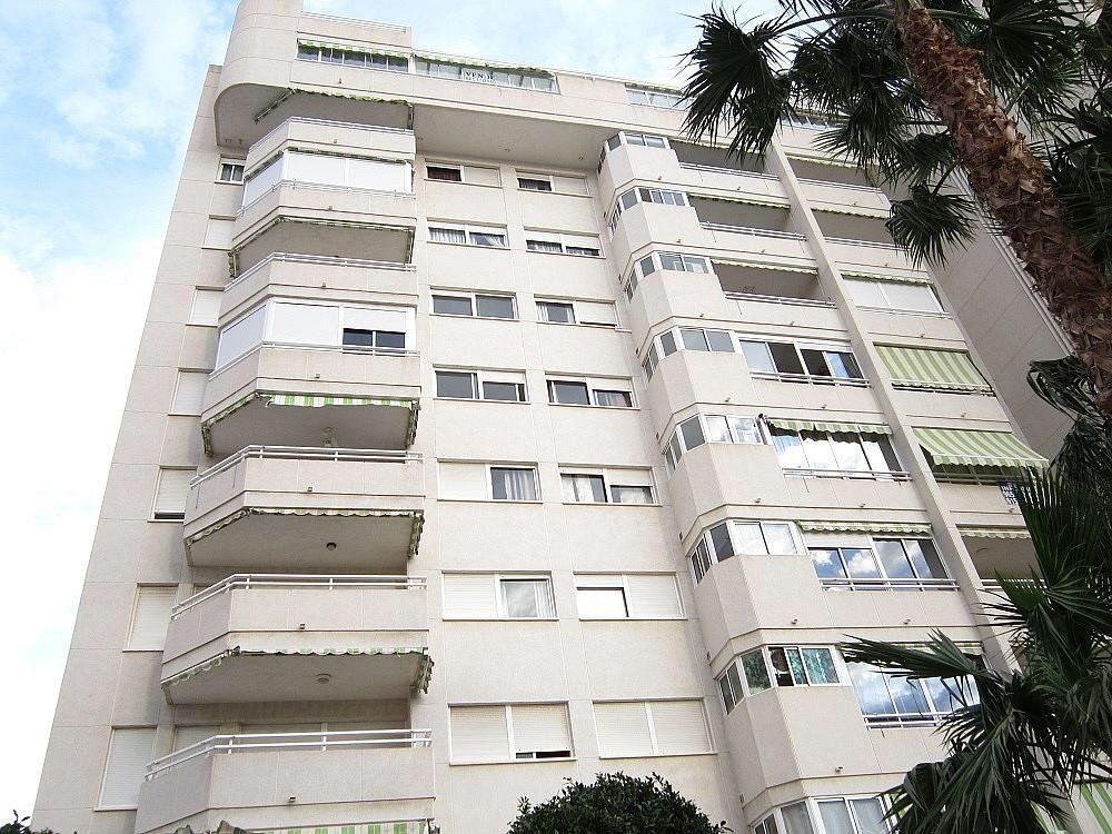 Vista exterior de Àtic en venda en Alicante / Alacant amb Calefacció, Jardí privat i Terrassa