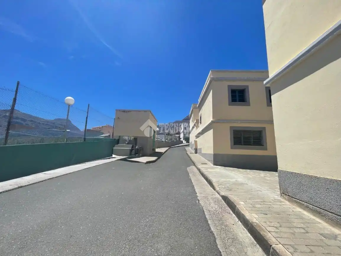 Vista exterior de Casa adosada en venta en La Aldea de San Nicolás  con Trastero