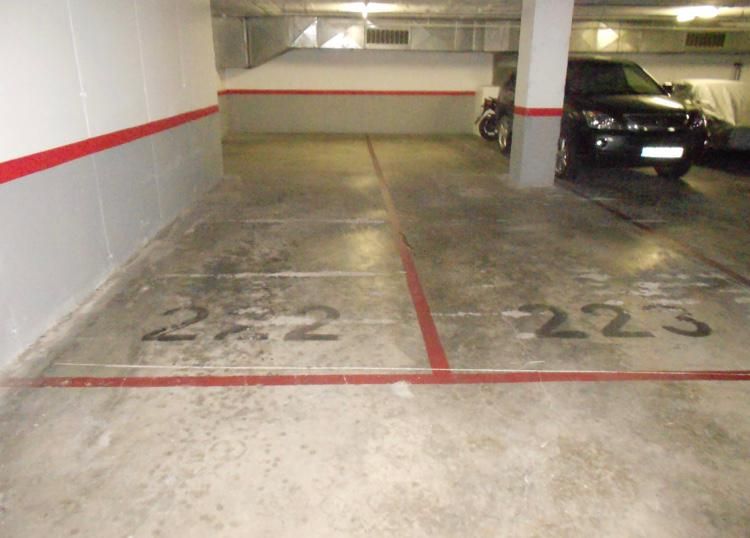 Garatge en venda a Carrer de Frederic Mompou, 5, La Vila Olímpica del Poblenou