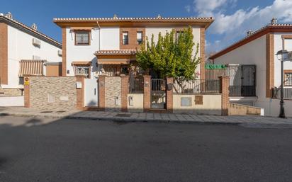 Exterior view of Single-family semi-detached for sale in Gójar  with Air Conditioner, Heating and Private garden