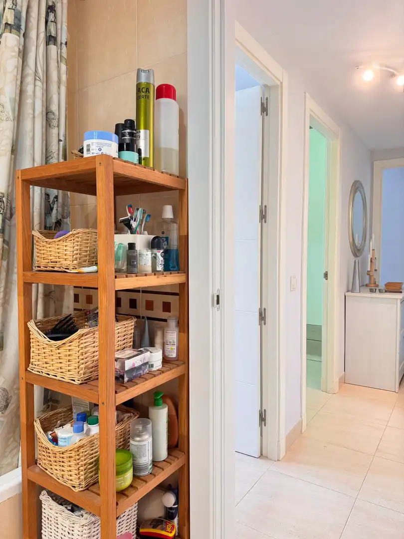 Bany de Apartament en venda en Roquetas de Mar amb Aire condicionat, Terrassa i Moblat