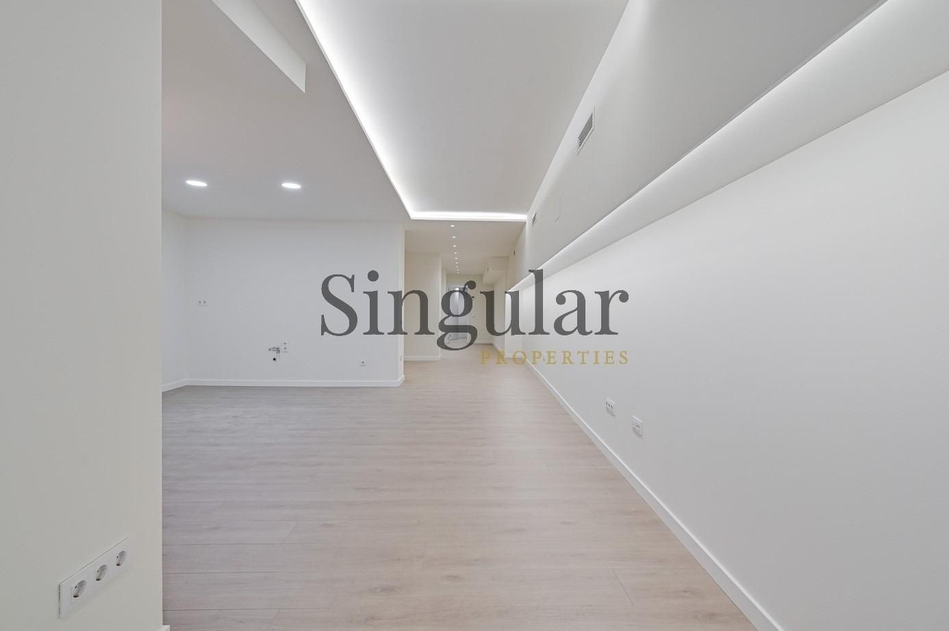 Sala d'estar de Planta baixa en venda en  Barcelona Capital amb Calefacció