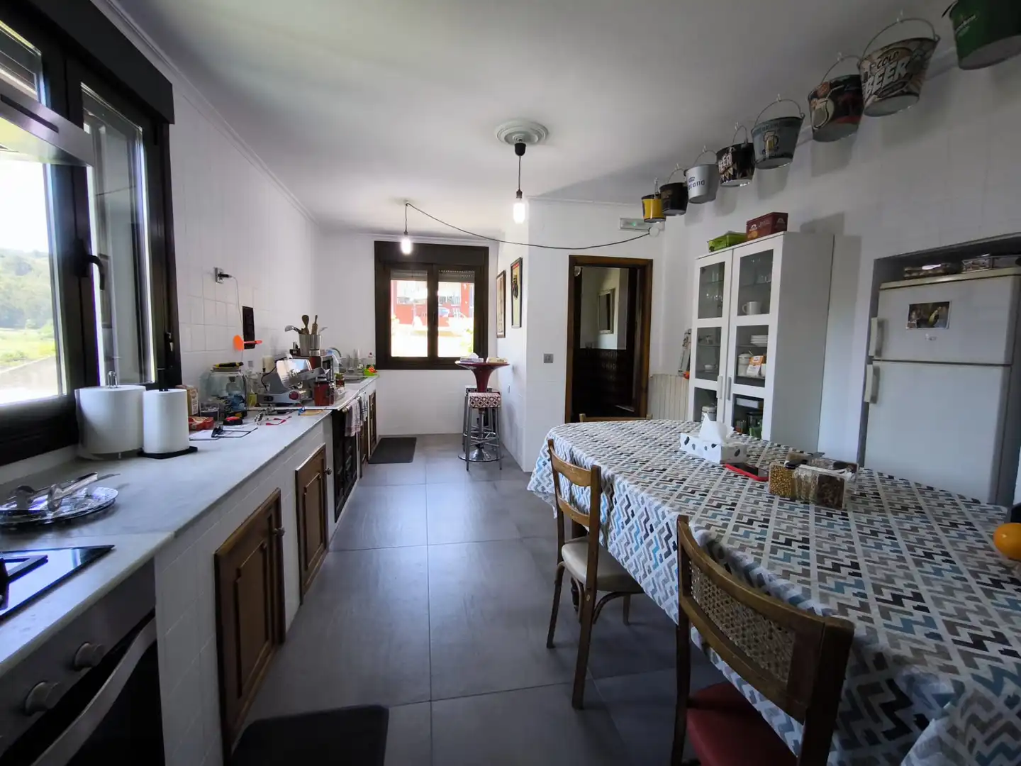 Cuina de Casa o xalet en venda en Arbo amb Calefacció, Jardí privat i Moblat