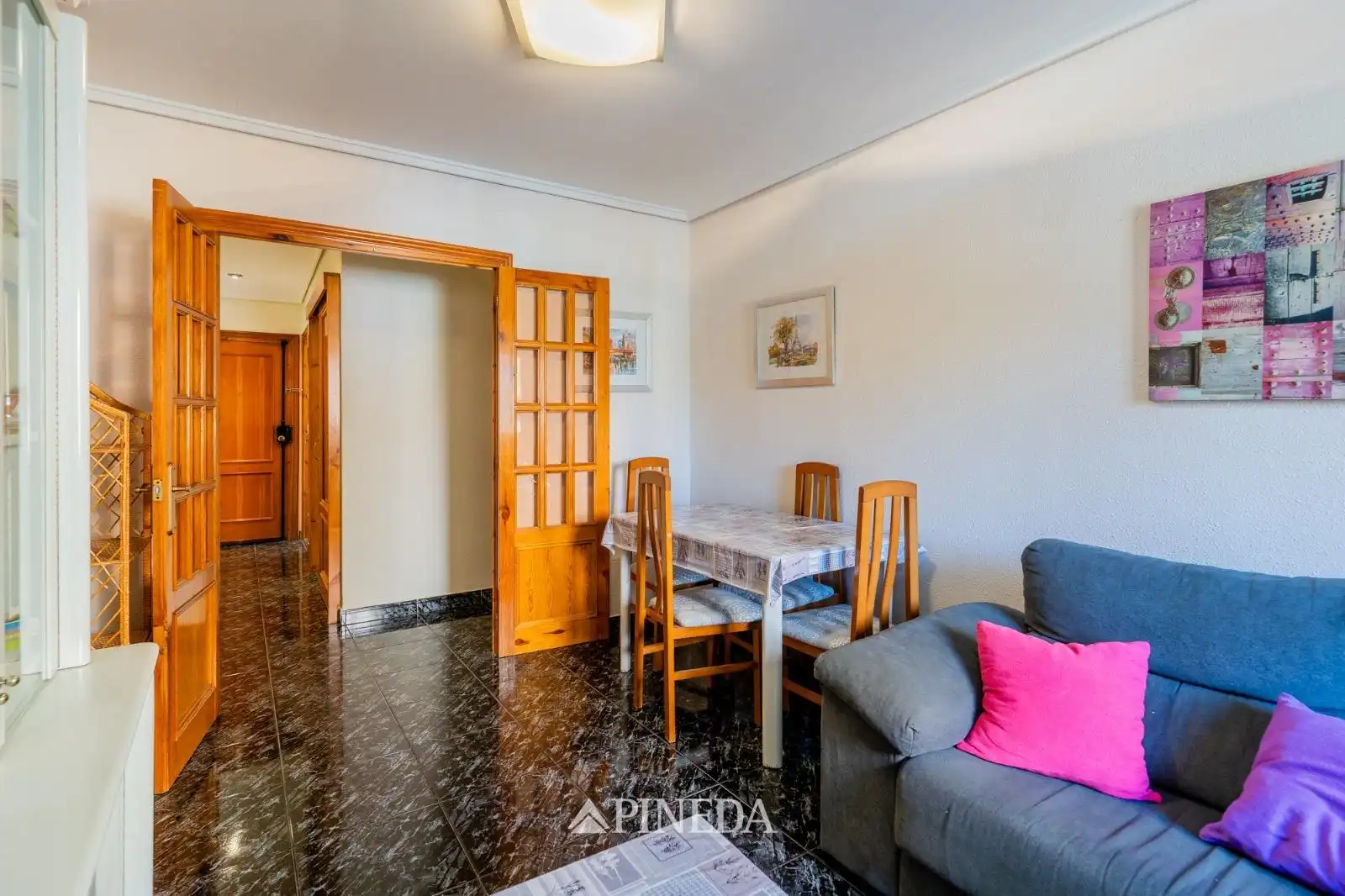 Flat for sale in Valencia  with Air Conditioner and Heating
