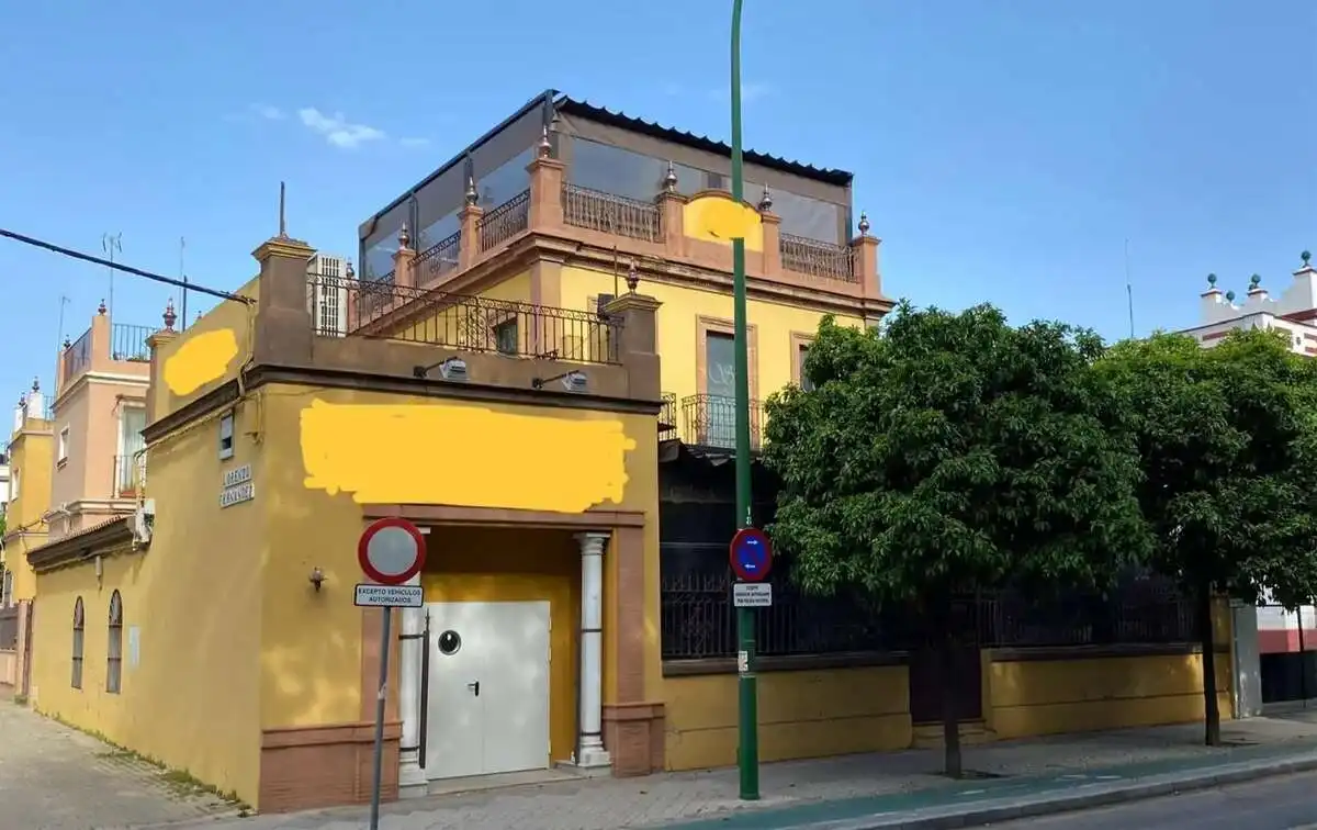 Detached house for sale in Nervión, imagen 3