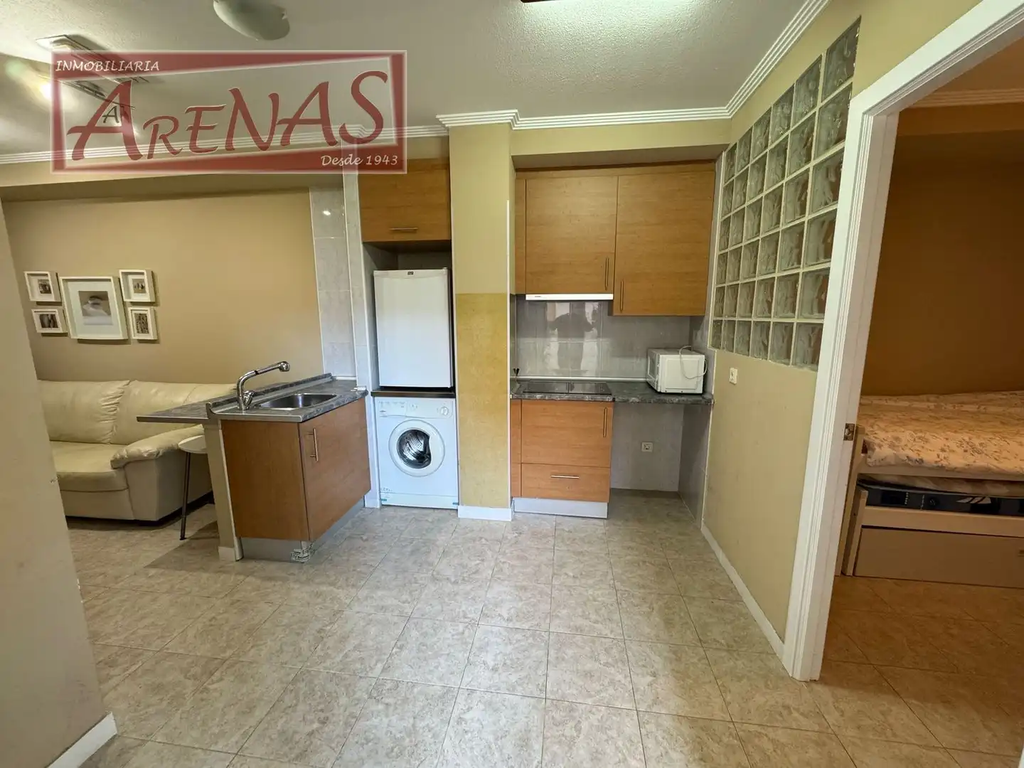 Cuina de Apartament en venda en Laredo amb Calefacció, Jardí privat i Moblat