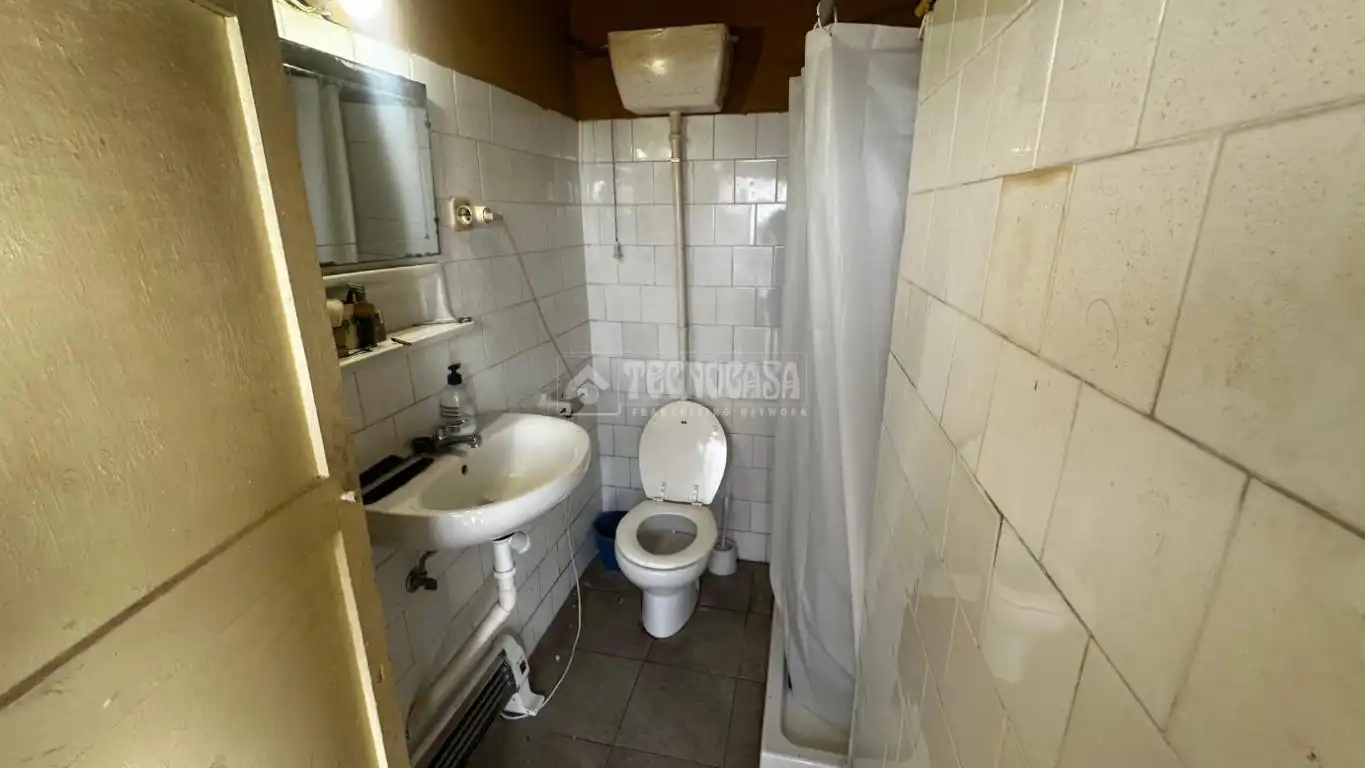 Badezimmer von Einfamilien-Reihenhaus zum Verkauf in Marbella mit Terrasse und Möbliert