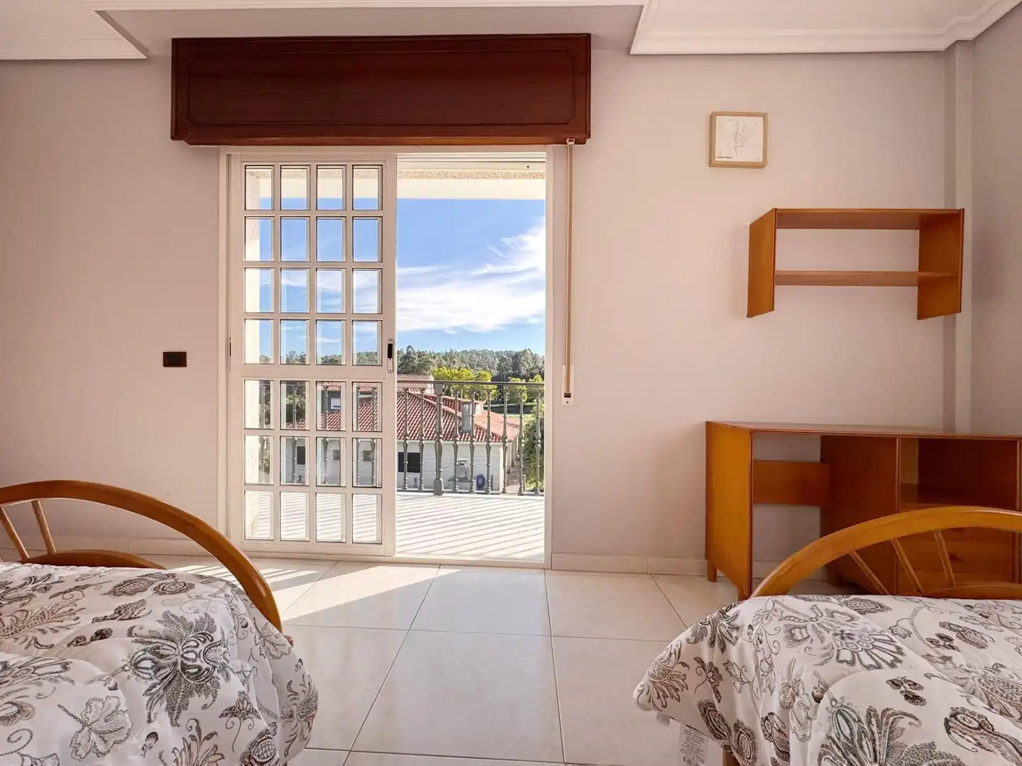 Habitación de Casa o chalet en venta en Barro con Calefacción, Jardín privado y Terraza