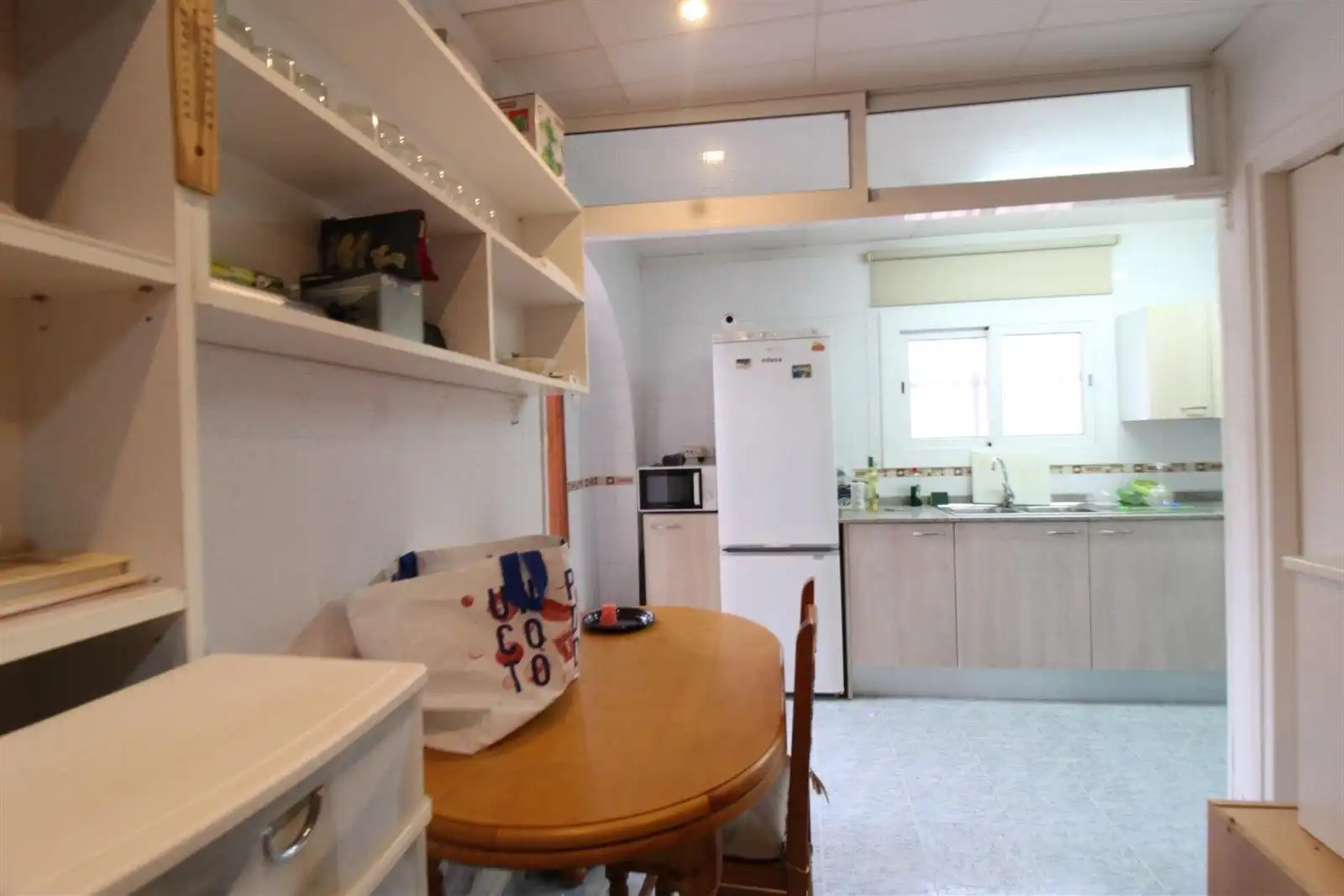 Cuina de Casa adosada en venda en Cunit amb Aire condicionat, Calefacció i Jardí privat