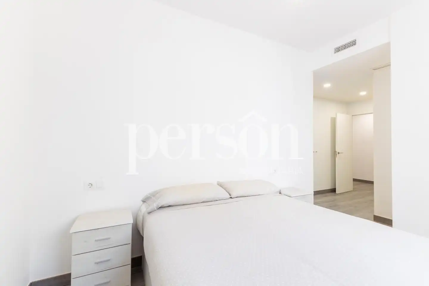 Bedroom of Attic for rent in Valencia  with Air Conditioner, Heating and Terrace