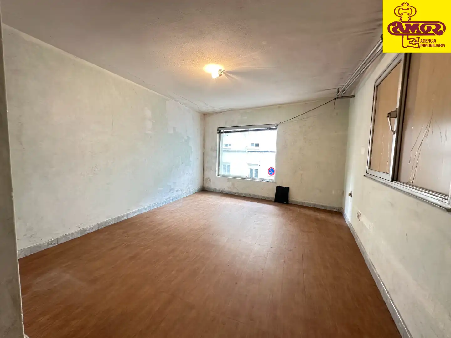 Office for sale in Santiago de Compostela 