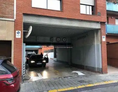 Parcheggio in vendita a CL CONESTABLE DE PORTUGAL Nº 12 00027