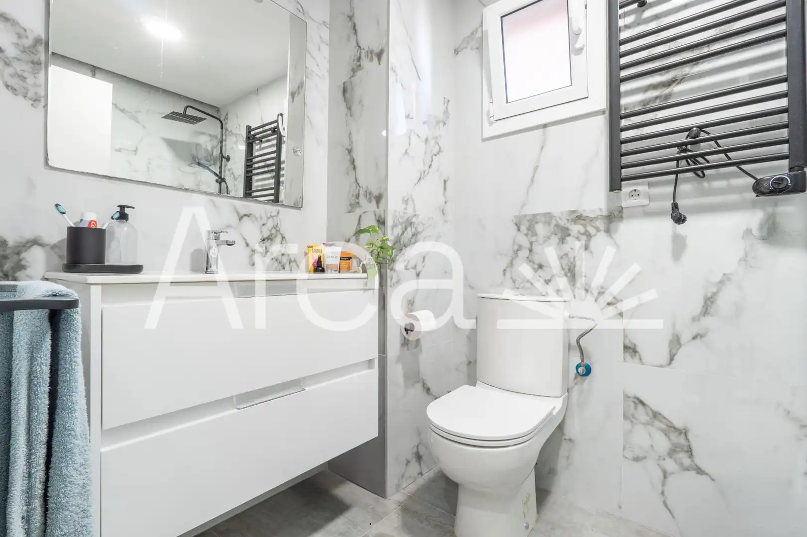 Baño de Piso en venta en Mataró con Parquet y Balcón